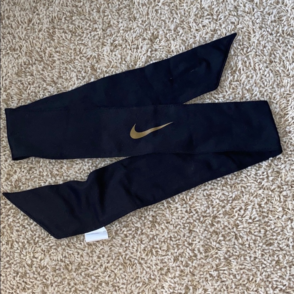 Black w/ Gold Nike Dri-Fit Head Tie 2.0